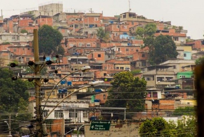 Pesquisa Aponta Que Das Fam Lias Que Vivem Em Favelas Perderam