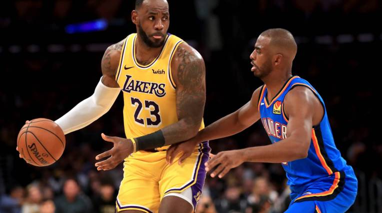 LeBron faz história na NBA, mas Lakers perdem clássico de Los