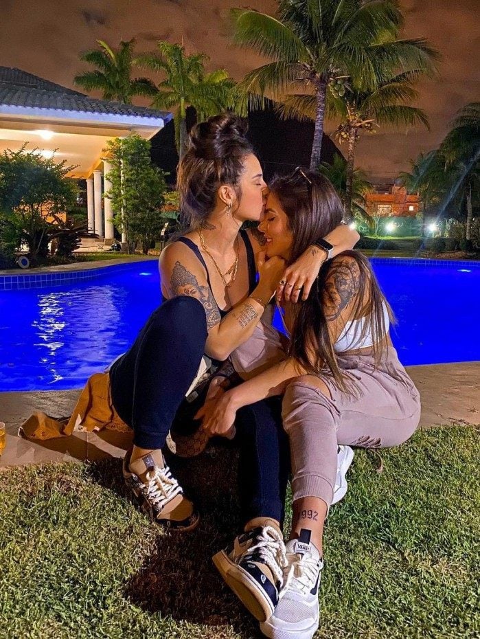  Bárbara Labres e Débora Moura