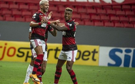 Jogo do Flamengo pela Libertadores pode ser em Brasília e com