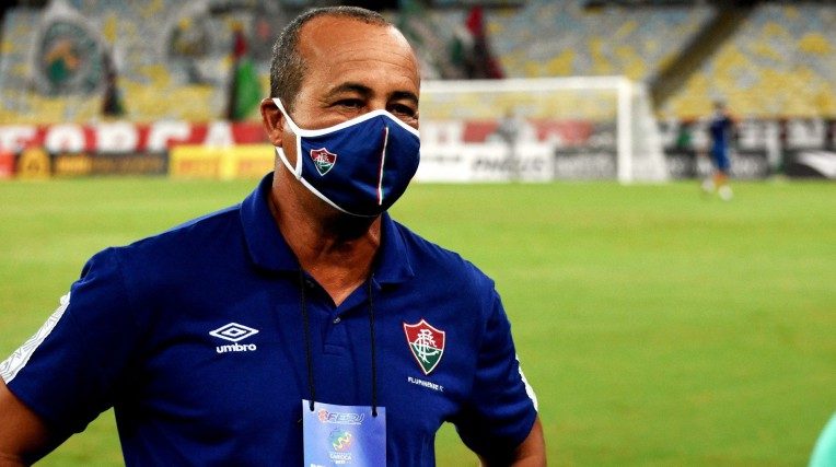 Jogadores do Flamengo lamentam derrota, mas elogiam jogo