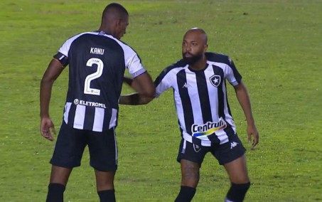 Warley elogia elenco do Botafogo e revela orientações de Chamusca