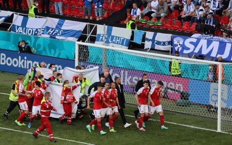 Com Eriksen e promessa Olsen, Dinamarca está escalada pra estreia na Copa;  veja