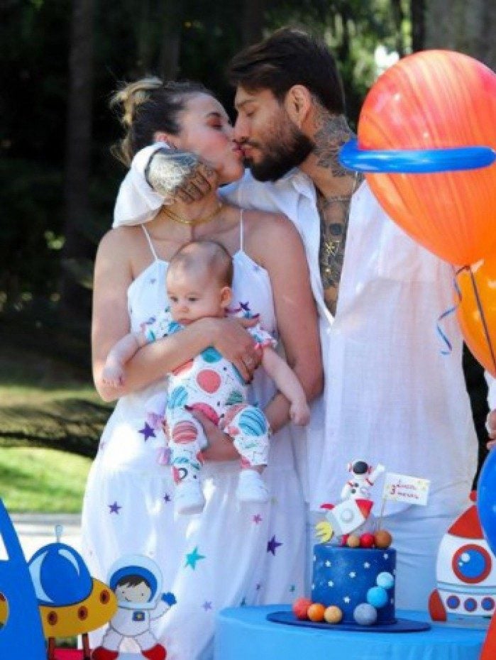 Lucas Lucco e Lorena Carvalho celebram 3 meses do filho Luca