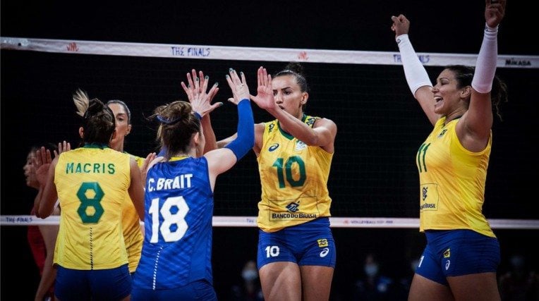 Seleção feminina de vôlei vence o Japão e está na final da Liga das