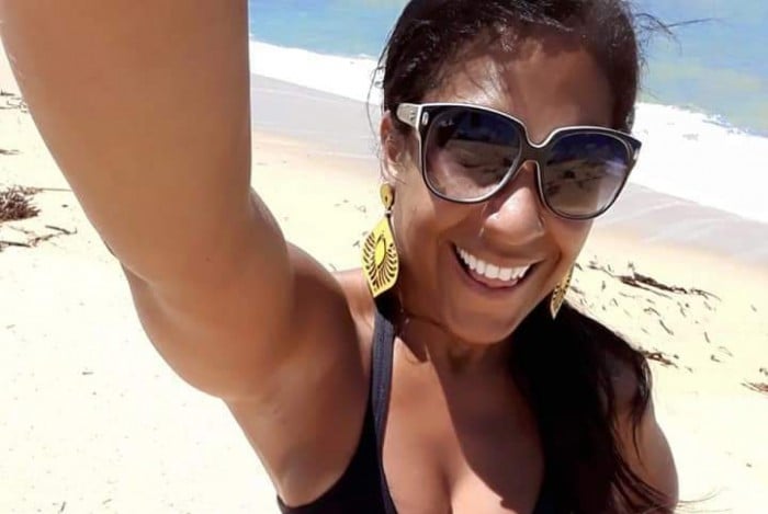 J&aacute; de deu pra ver que Laynne Oliveira adora uma selfie, e ela capricha pra mostrar o corp&atilde;o