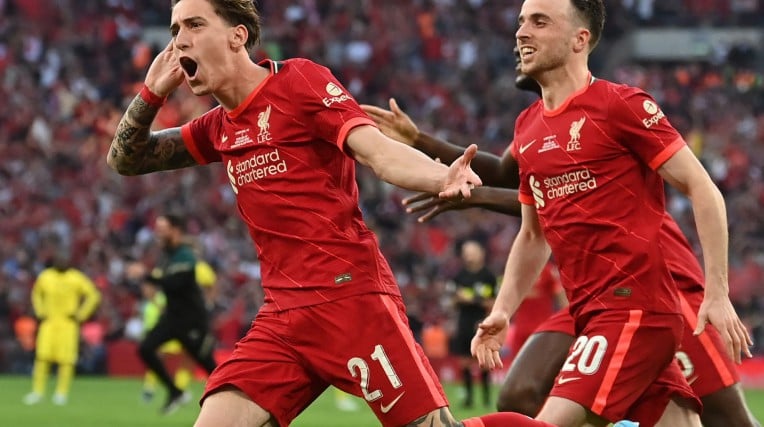 Liverpool conquista sexto título e se torna o terceiro maior