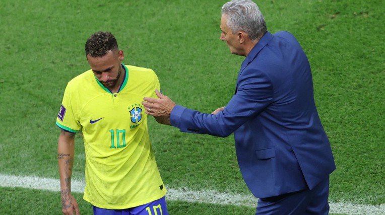 Veja os memes de Neymar no banco de reservas no jogo da seleção