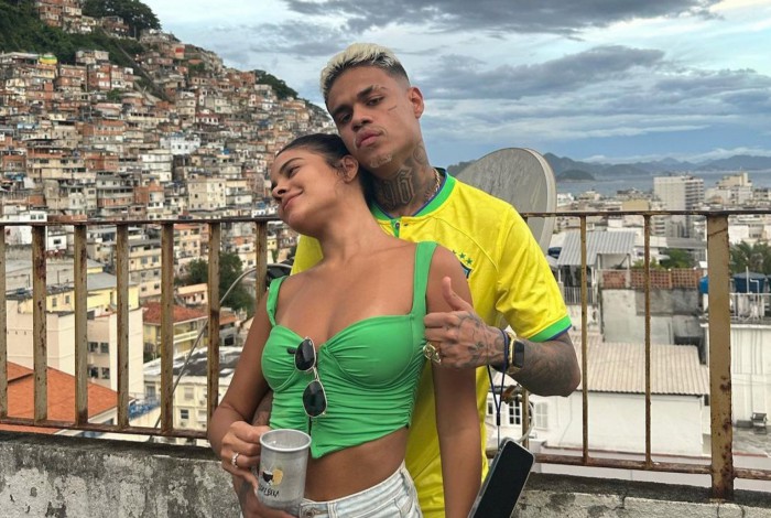 Bella Campos e MC Cabelinho surgem em clima de romance após jogo do Brasil na Copa do Mundo
