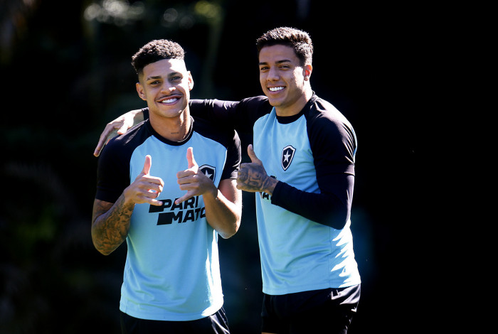 Luis Henrique e Carlos Alberto. Treino do Botafogo no Espaco Lonier 7 de Julho de 2023, Rio de Janeiro, RJ, Brasil. 