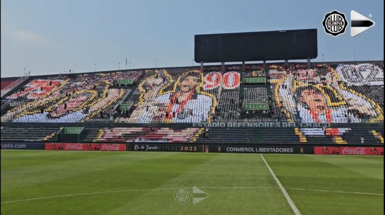 Mosaico e fogos: torcida do Olimpia prepara festa para jogo contra