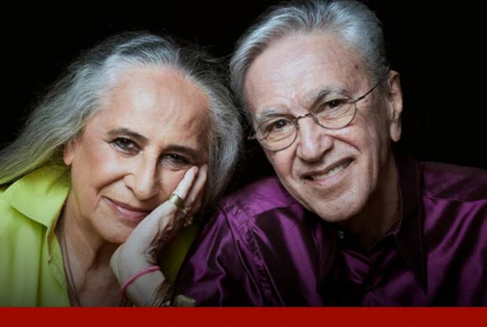 Os cantores Maria Bethânia e Caetano Veloso