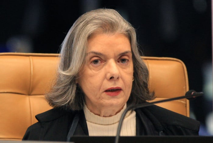 Cármen Lúcia