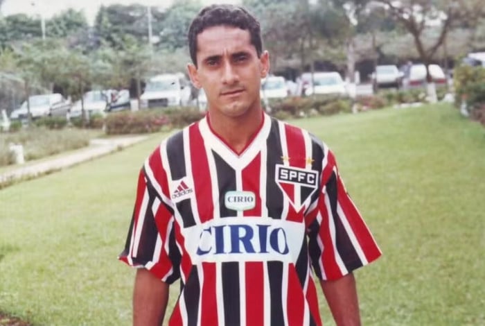 Zé Carlos participou da Copa do Mundo de 1998, na reserva de Cafu